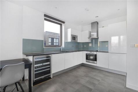 Reception/Kitchen
