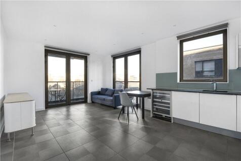 Reception/Kitchen