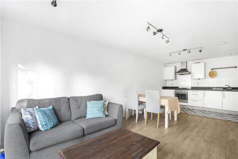 Reception/Kitchen