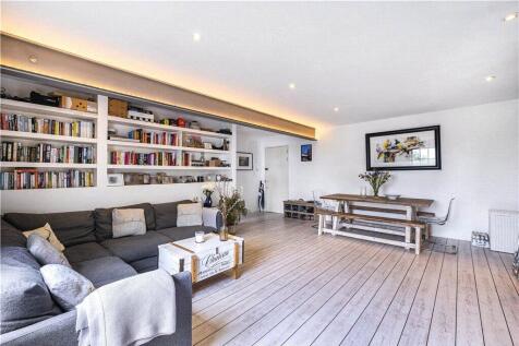 Reception/Kitchen