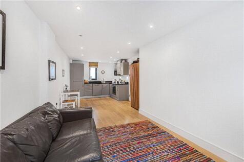 Reception/Kitchen