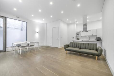 Reception/Kitchen