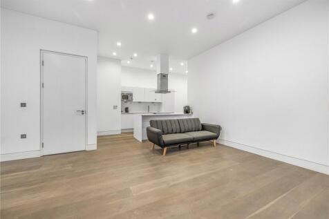 Reception/Kitchen