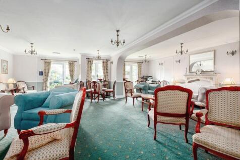 RESIDENTS LOUNGE
