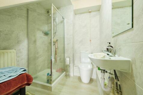 DOWNSTAIRS SHOWER ROOM
