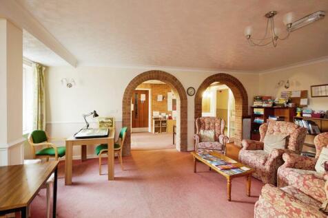 RESIDENTS LOUNGE