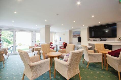 RESIDENTS LOUNGE