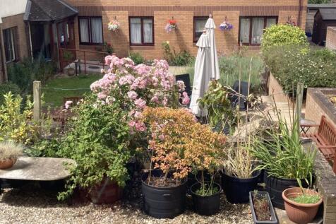 COMMUNAL GARDEN