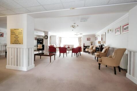 RESIDENTS LOUNGE