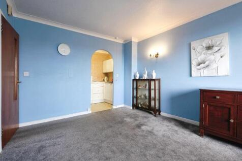 LOUNGE/KITCHEN
