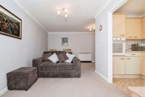 LOUNGE/KITCHEN