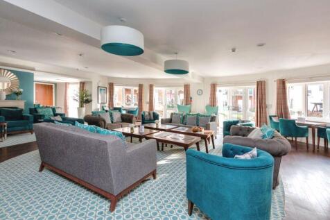 RESIDENTS LOUNGE