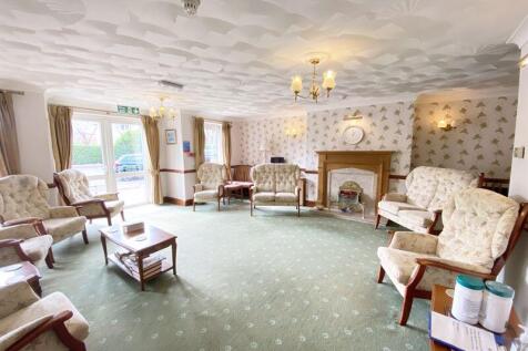 RESIDENTS LOUNGE