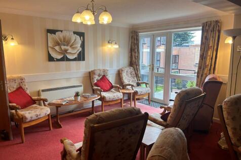 RESIDENTS LOUNGE