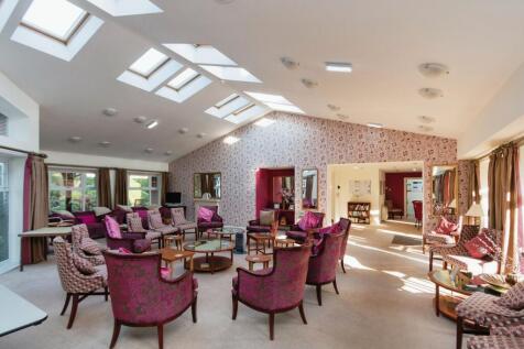 RESIDENTS LOUNGE