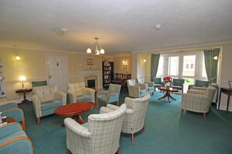COMMUNAL LOUNGE