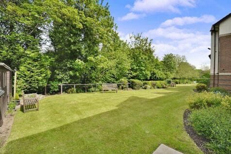 COMMUNAL GARDENS