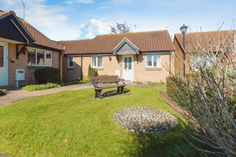 FRONT OF BUNGALOW