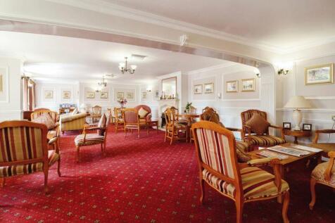 COMMUNAL LOUNGE