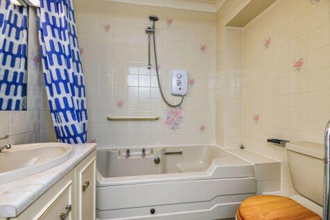 BATH ROOM