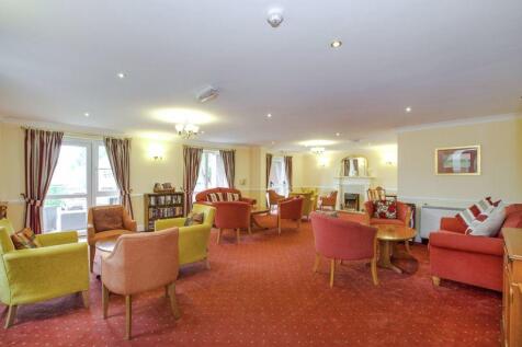 COMMUNAL LOUNGE