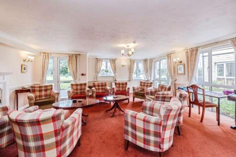 COMMUNAL LOUNGE