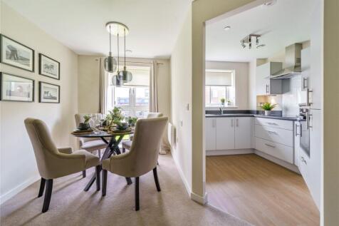 Living Room/Kitchen