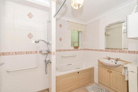 Bath/Wet Room