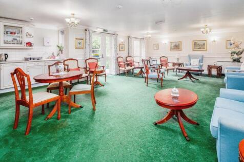 RESIDENTS LOUNGE