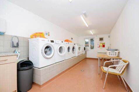 COMMUNAL LAUNDRY