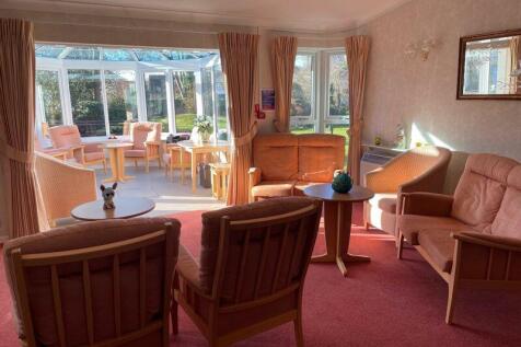 RESIDENTS LOUNGE