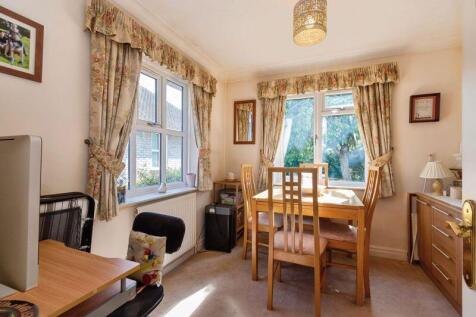 BEDROOM TWO/DINING ROOM