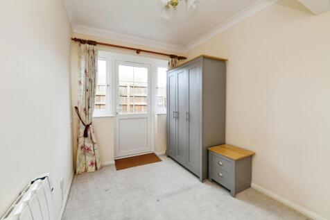 DINING ROOM/BEDROOM