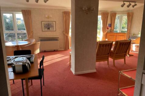 RESIDENTS LOUNGE