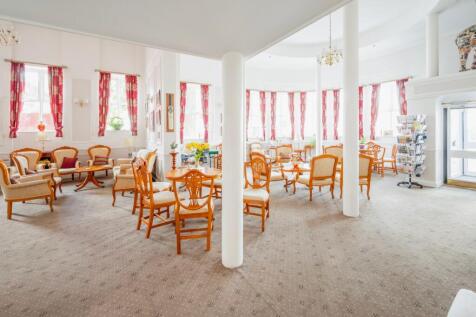 RESIDENTS LOUNGE