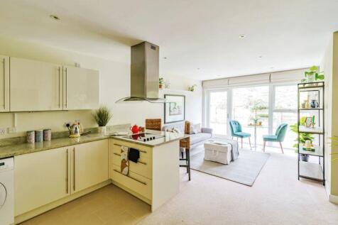 Open Plan Kitchen/Lounge