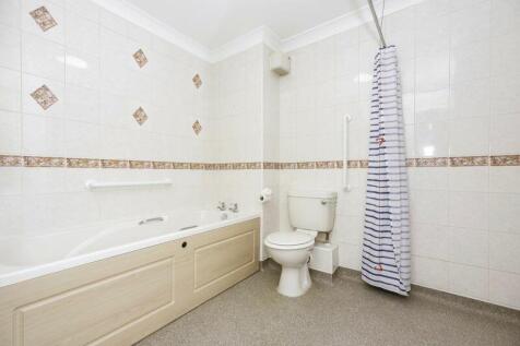 Bath/Wet Room 