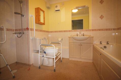 Bathroom / Wet room