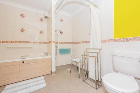 Bath/Wet Room