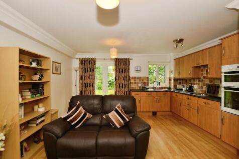 Open Plan Lounge/Kit
