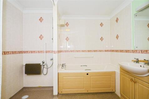 Bath/Wet Room