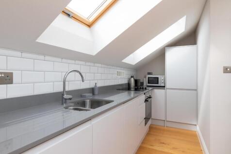Willcott Road 3F3 - kit.jpg