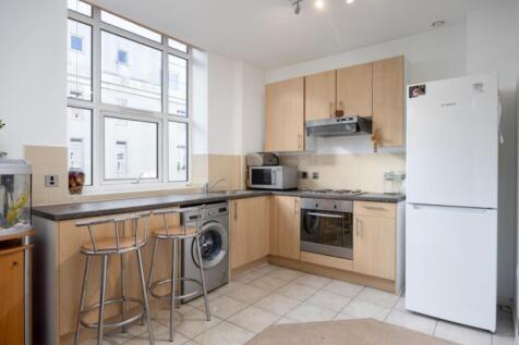 Bromyard House F112 (05 of 10).jpg