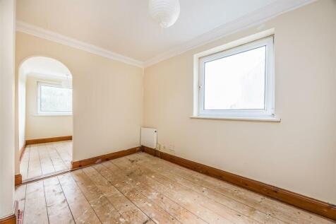 136 London Road, Widley-Small-PorticoMarketing-O&#39;H