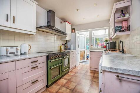 54 Tangiers Road, Baffins-Small-PorticoMarketing-O