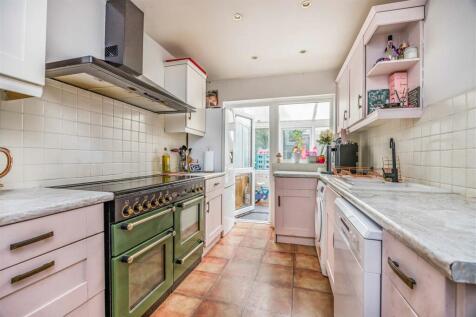 54 Tangiers Road, Baffins-Small-PorticoMarketing-O