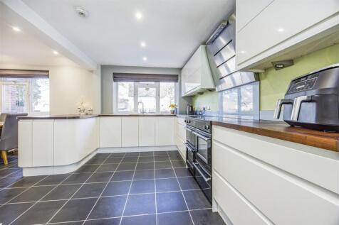 2 Warfield Avenue, Waterlooville-PorticoMarketing-