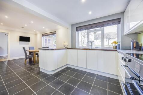 2 Warfield Avenue, Waterlooville-PorticoMarketing-