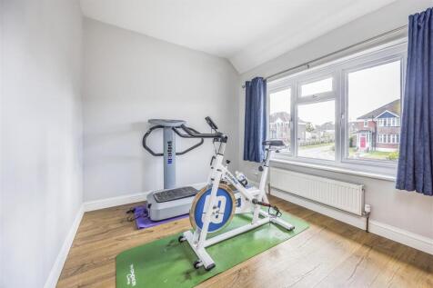 2 Warfield Avenue, Waterlooville-PorticoMarketing-