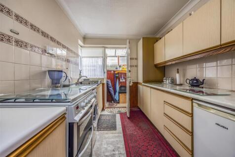4 Shelley Gardens, Waterlooville-PorticoMarketing-